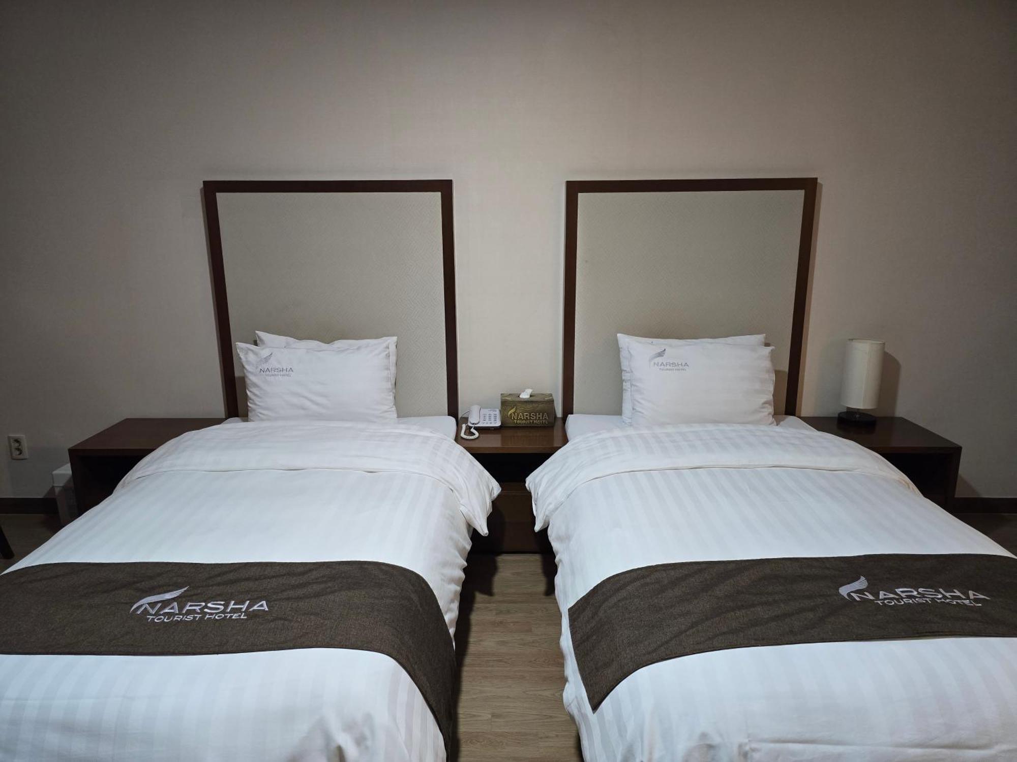 Yeosu Narsha Hotel ภายนอก รูปภาพ