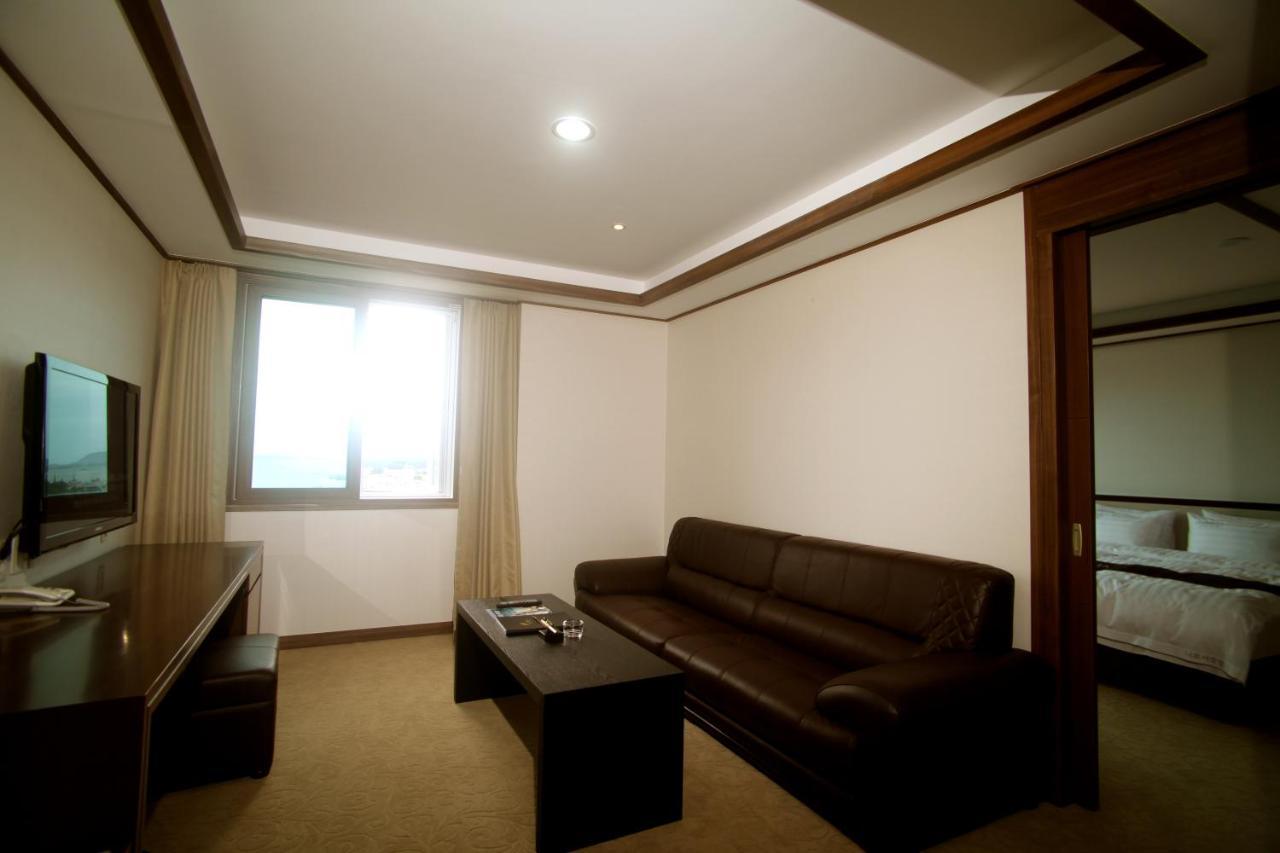 Yeosu Narsha Hotel ภายนอก รูปภาพ